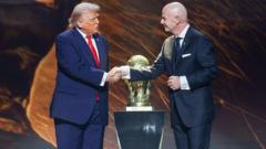 cover-7727-1781058893jpg - 實發體育 Two men in dark suits shake hands on a stage beside a gold globe trophy on a black pedestal.